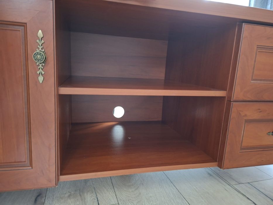 Szafka pod telewizor