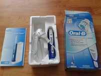 Szczoteczka elektryczna Oral-B Professional Care 7400 końcówka główki