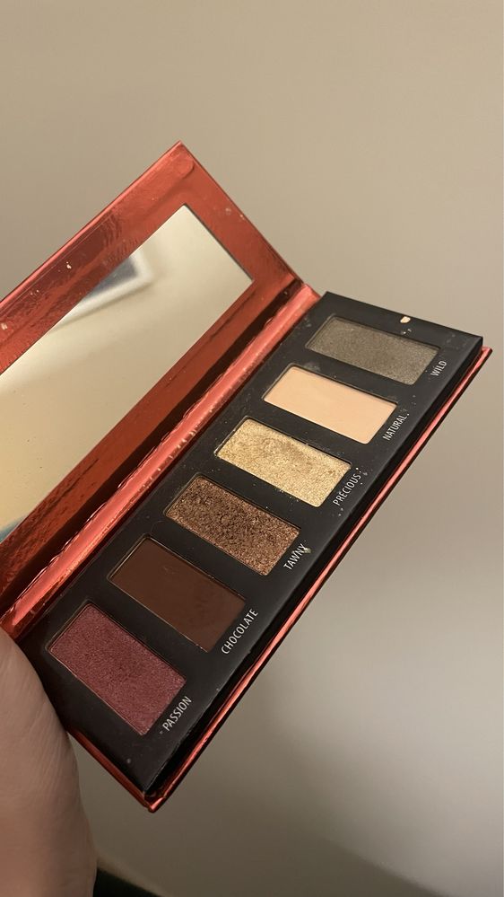 Douglas festive eyes 6 shades palette paleta cieni do powiek