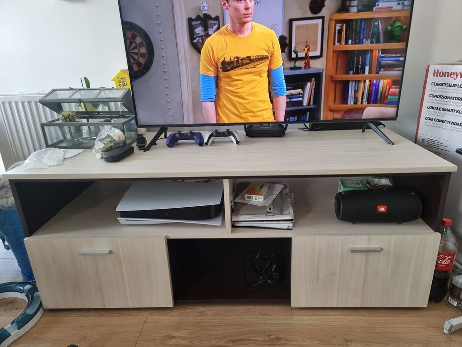 Stolik pod telewizor wykonany w Swarzędzu