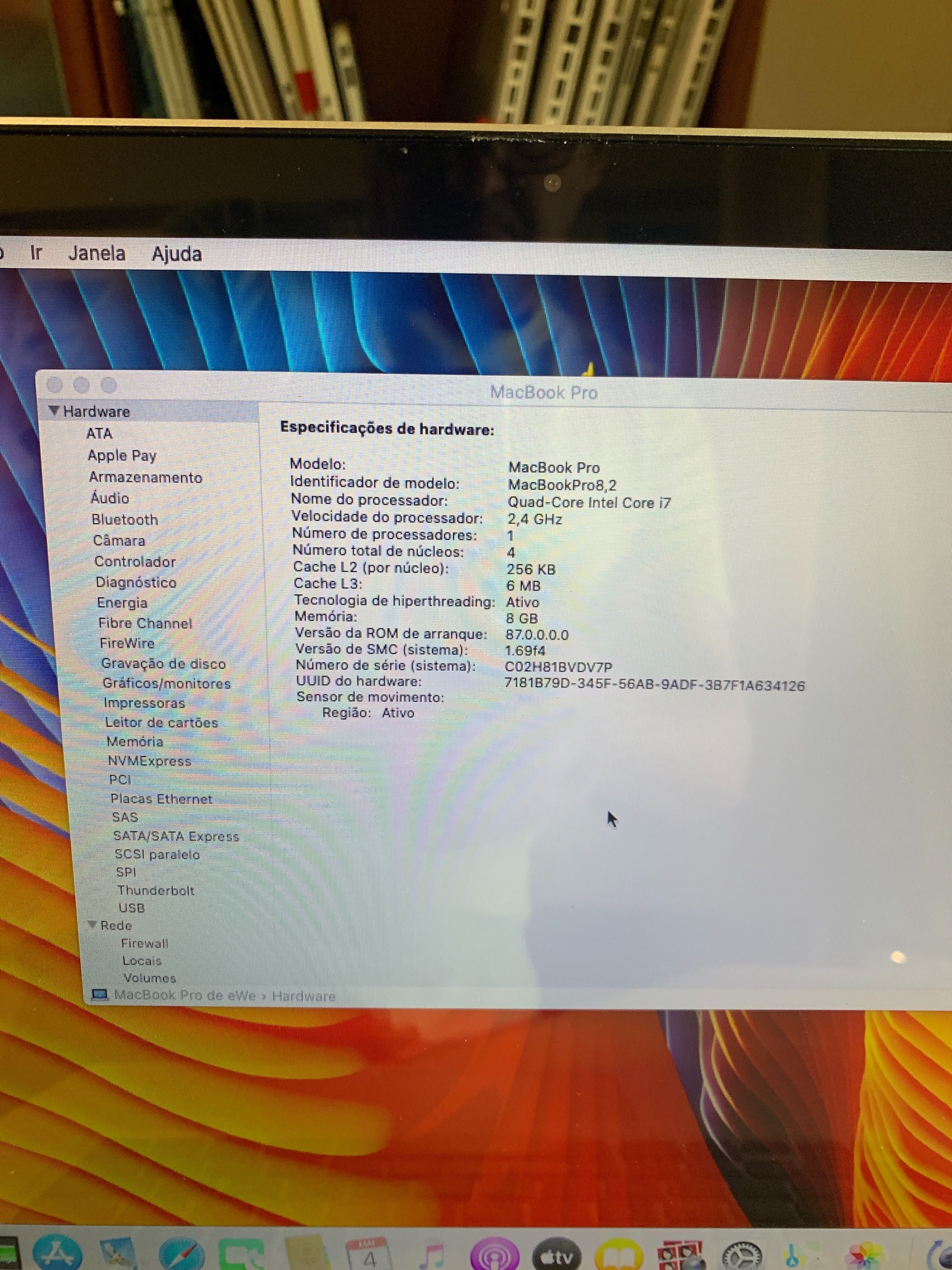 MacBook Pro i7 com 8gb ram ecran de 15 (Avariado)