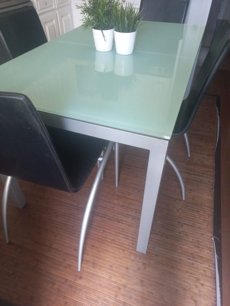 Mesa de cozinha extensível