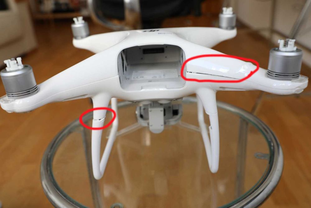 DJI Phantom 4 Advanced на запчастини або під відновлення.