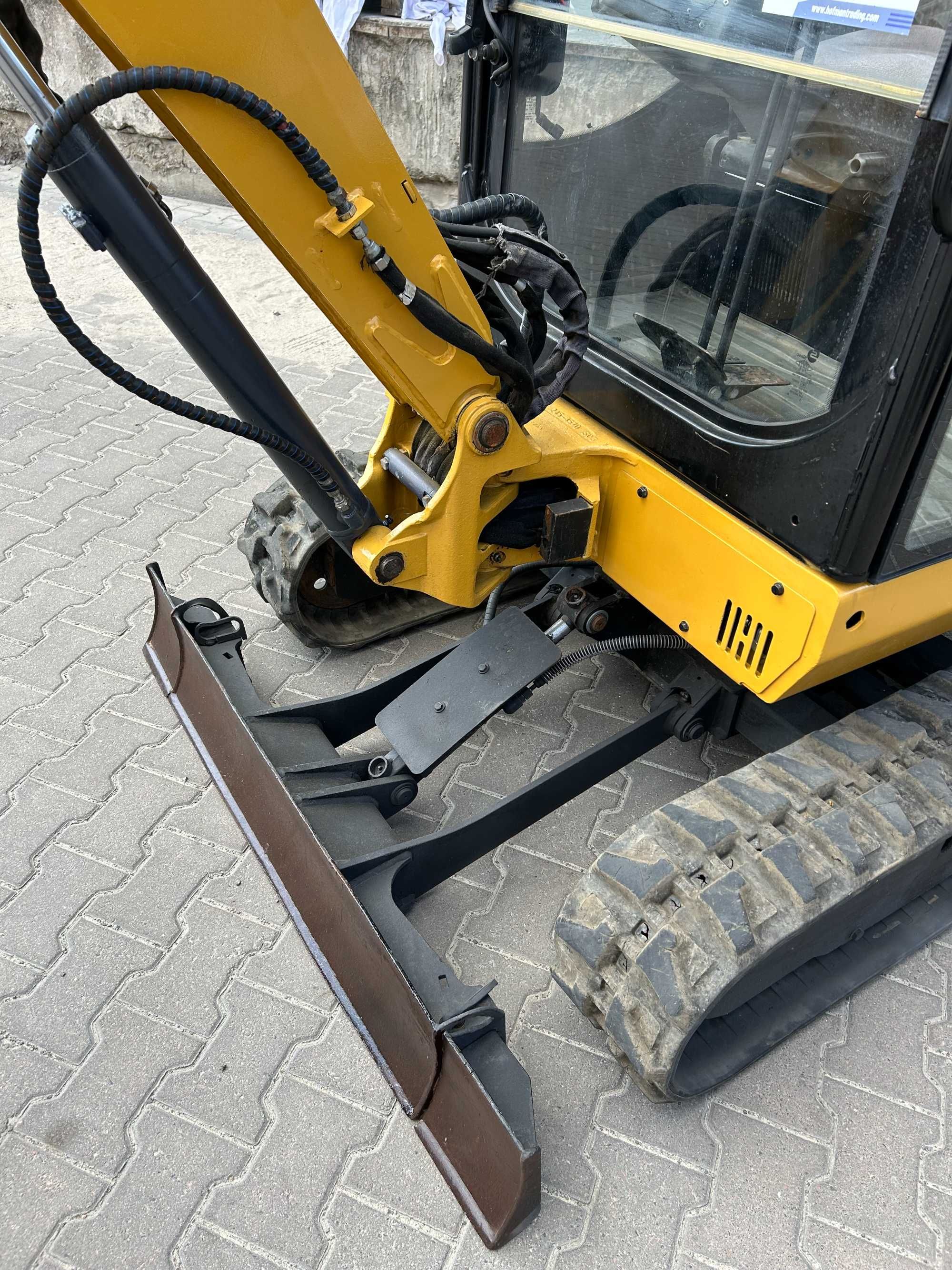 Міні-екскаватор Caterpillar 301.8 2011 в Костопілі
