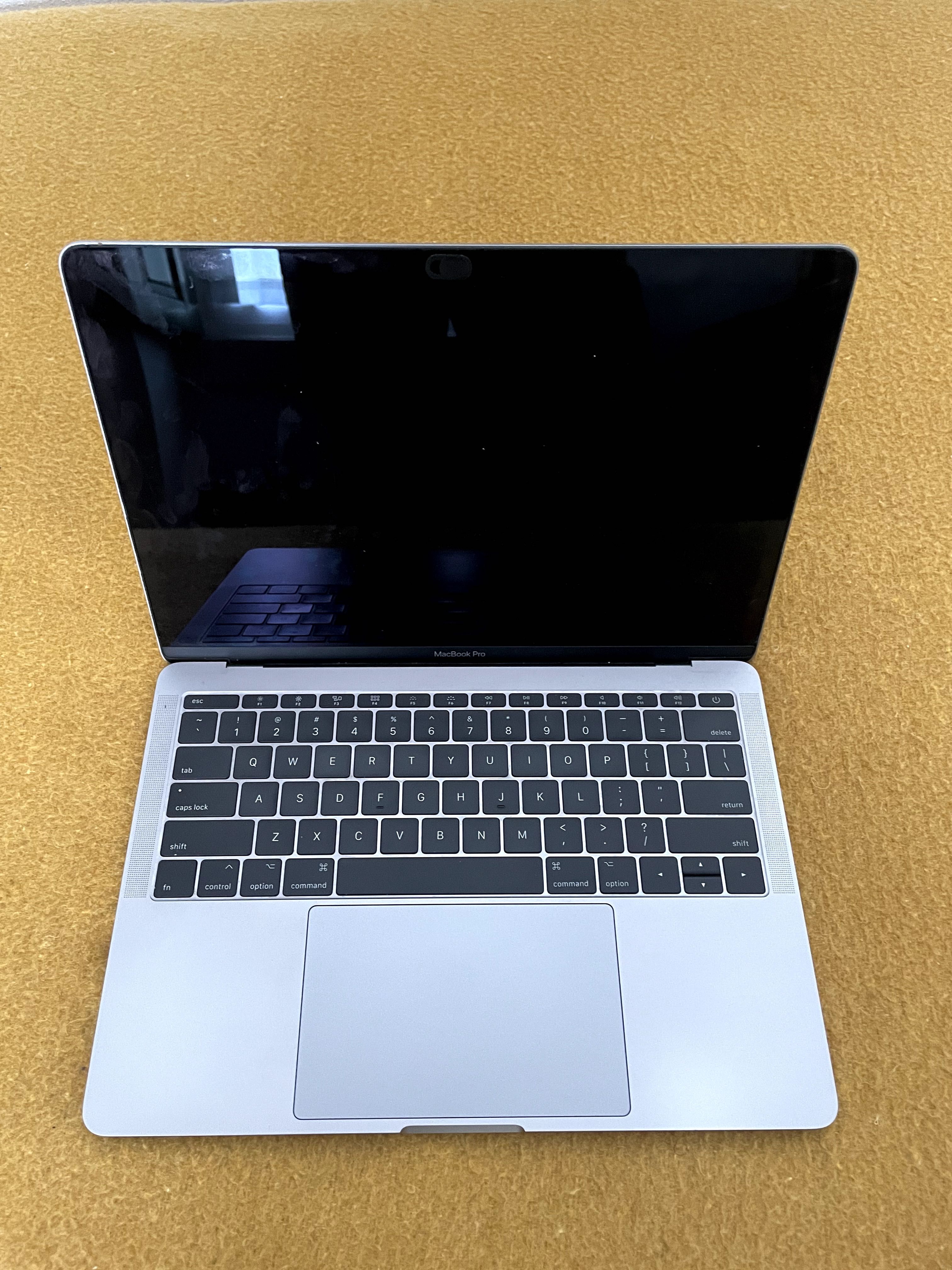 MacBook Pro 13" 2017 8GB 250GB SSD Cinzento