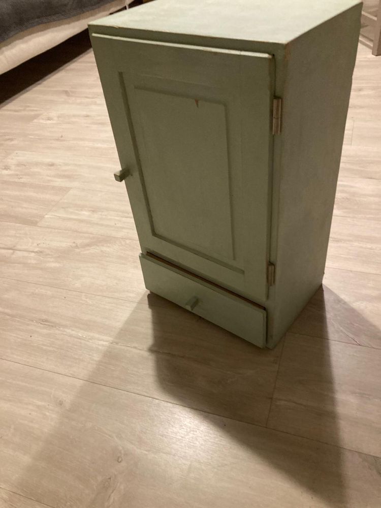 Szafka nocna kolor mietowy drewniana cena za dwie sztuki