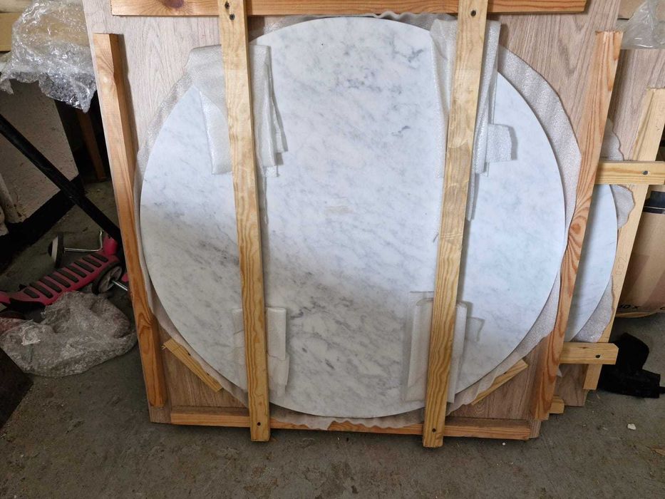 Okrągły marmurowy blat stolikowy Bianco Carrara 70 cm średnicy - 3 szt