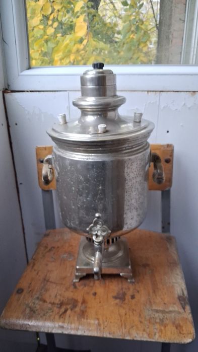 Самовар продаю. На дровах