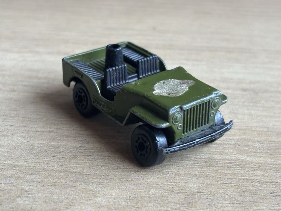 Jeep Willys Matcbox 1976 Lesney model samochodu Supefast wojsko