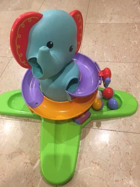 Elefante Tira Bolas da Fisher-Price