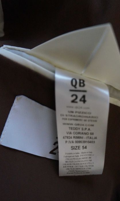 Garnitur QB24 Rozmiar 54 Kolor Brązowy