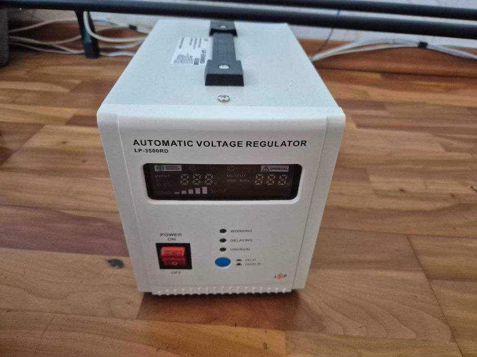 Стабілізатор напруги LogicPower 3500RD 2100 Вт 7-ми ступеневий