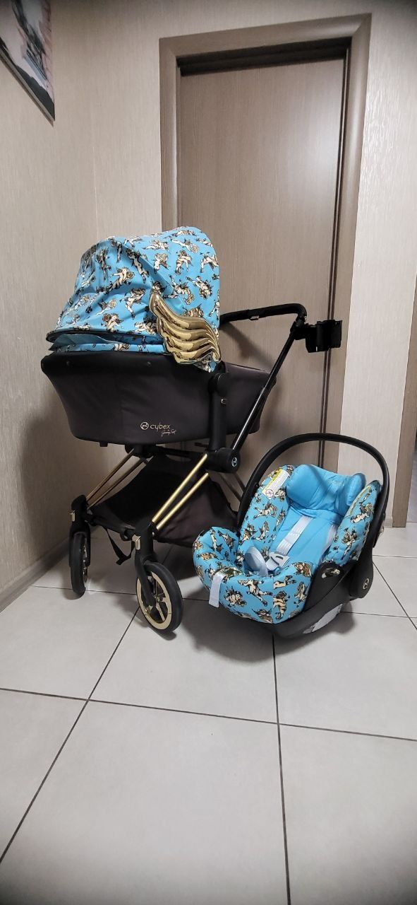 продам коляску cybex
