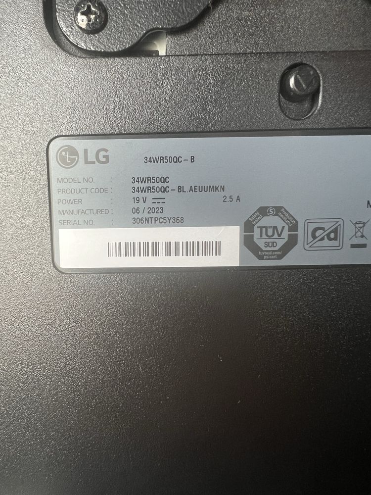 LG 34” UltraWide 34WR50QC-B
