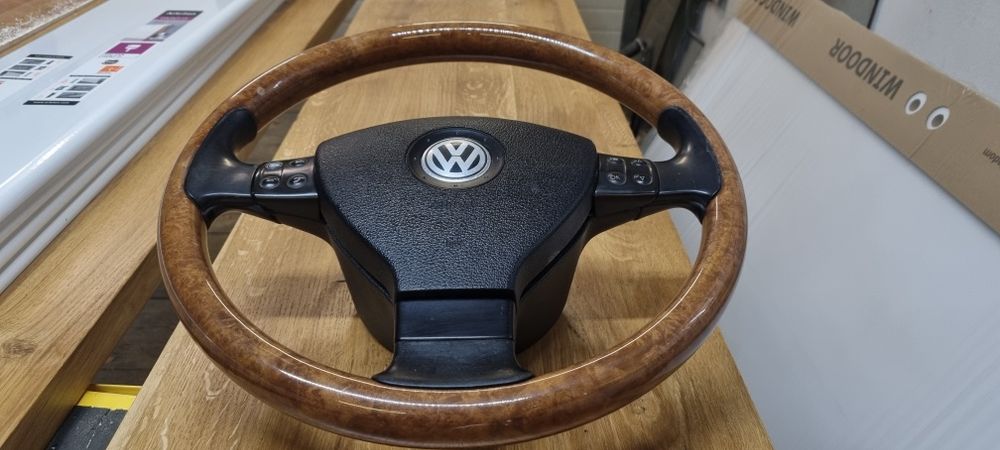 Kierownica drewniana golf V passat b6 multifunkcja