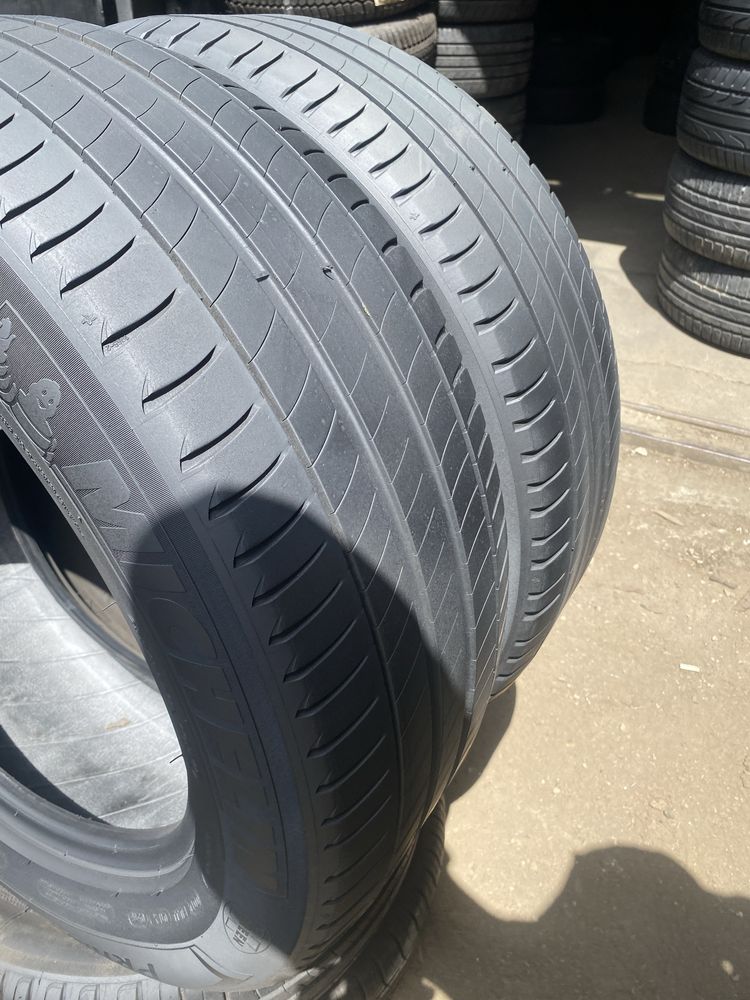 Автошини MICHELIN 235/55R17 Резина,Колеса,Гума,Скати, Шини)
