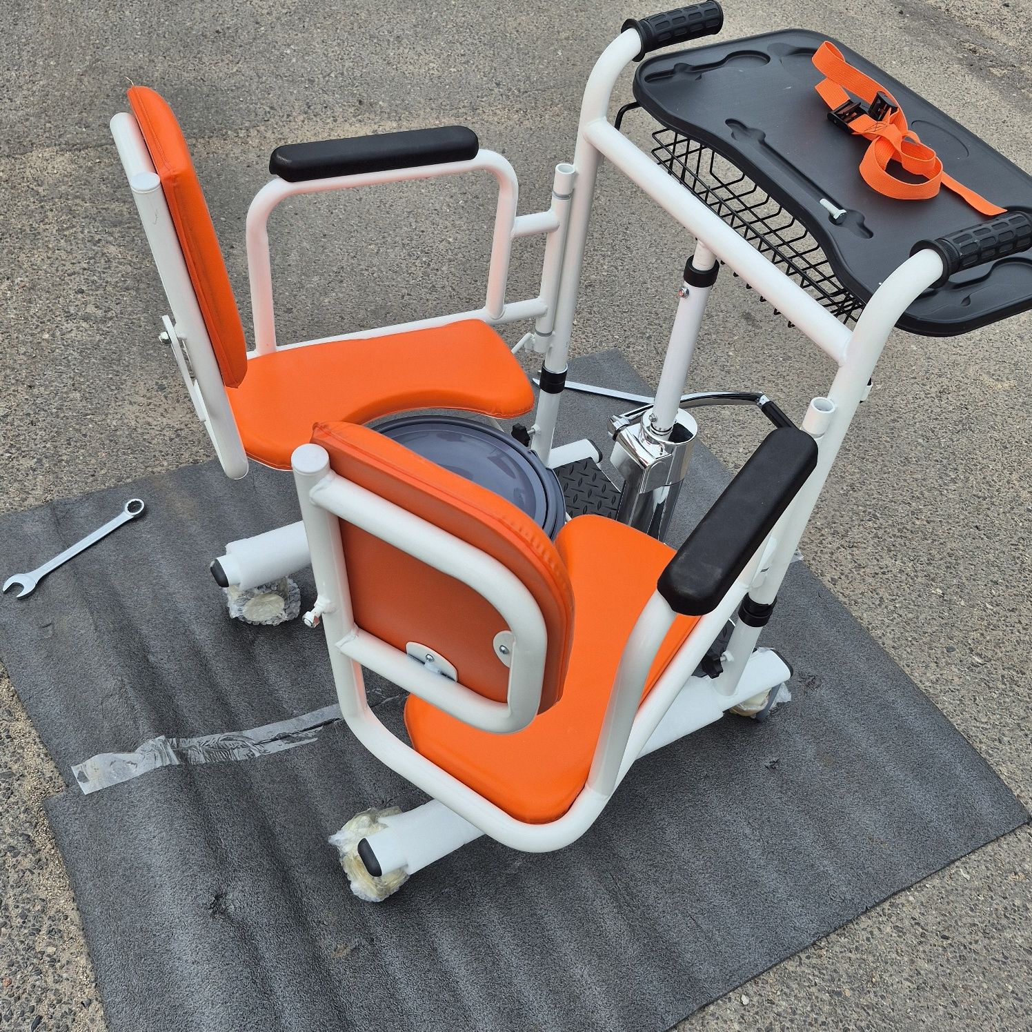 Wózek Inwalidzki Hydrauliczny 3w1 Dla Osób Leżących Z Mobilną Łazienką