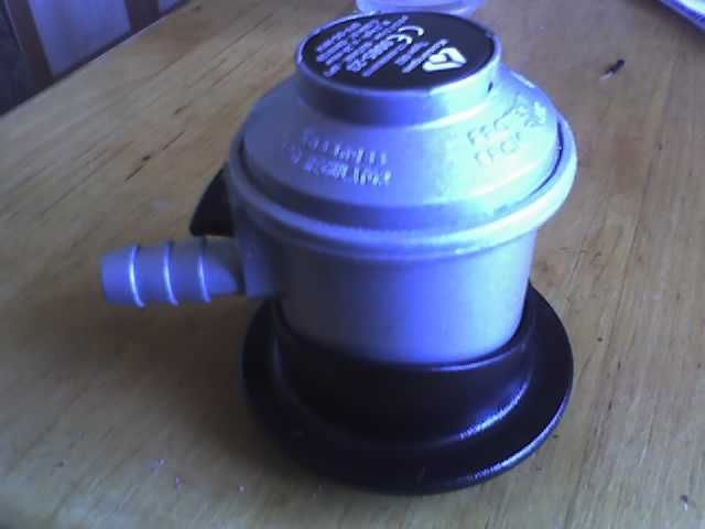 Nietypowy angielski reduktor do butli gazowej