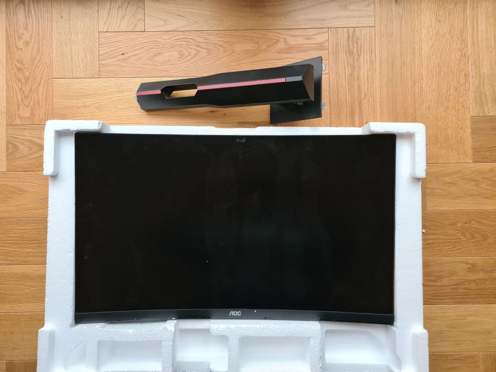 Monitor AOC 27 cali uszkodzony