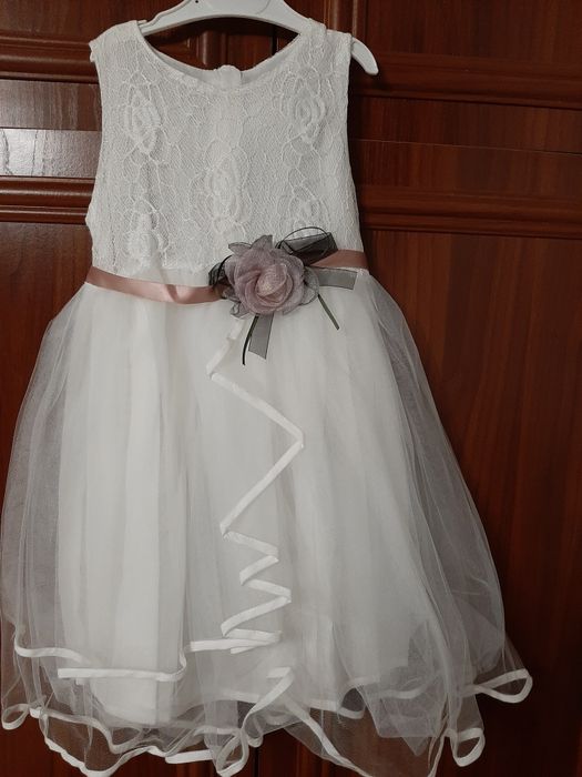 Плаття святкове на 4-6 років