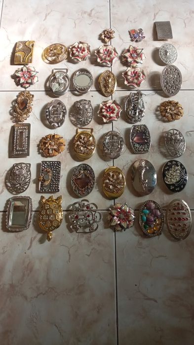 Пряжки для ремнів