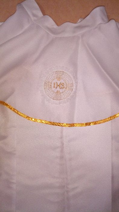 alba dziewczęca z halką