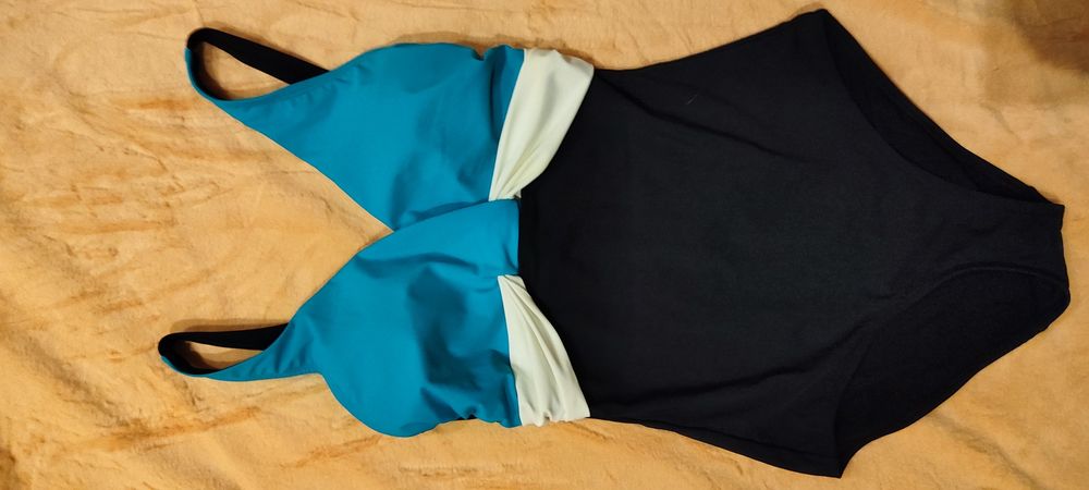 Продам новий купальник