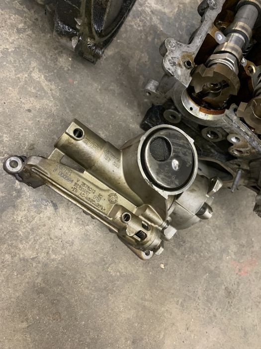 EP6 mini bmw блок колінвал розборка маслонасос розпредвал поршень r56