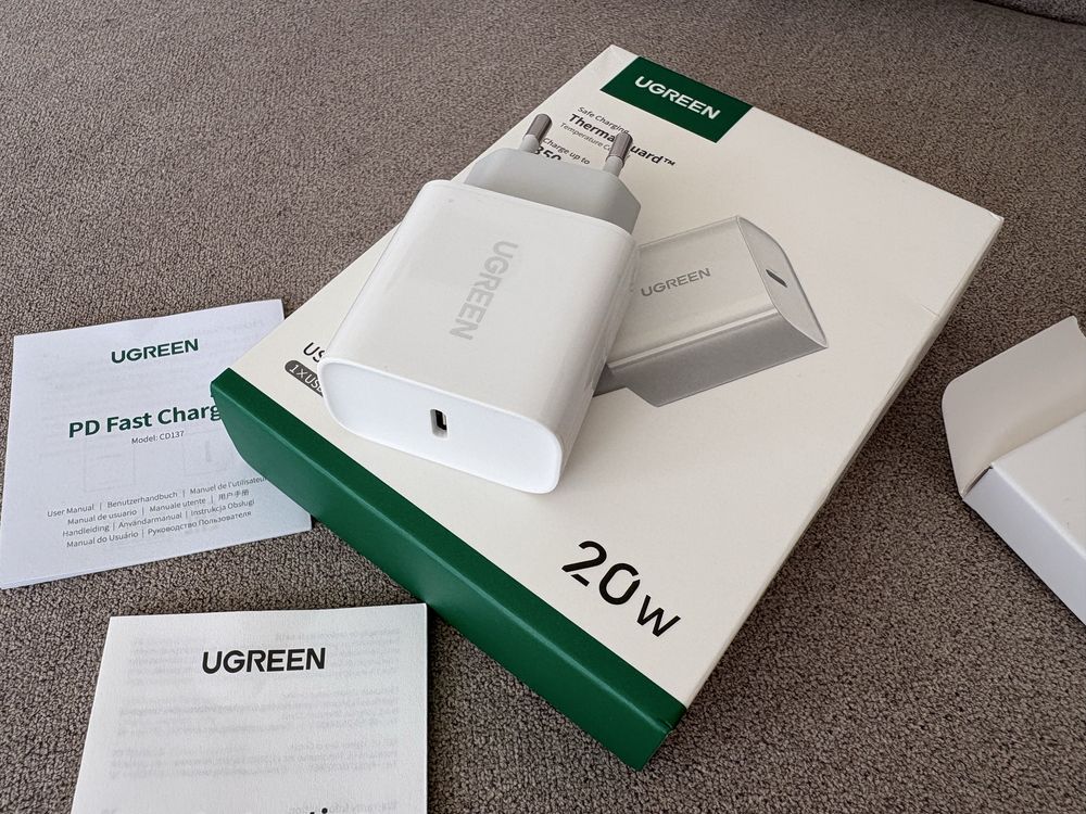 Зарядное устройство Ugreen USB Type-C PD QC 20W блок питания блочок