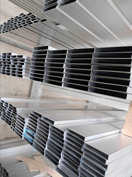 Profile aluminiowe 120x20x1,5