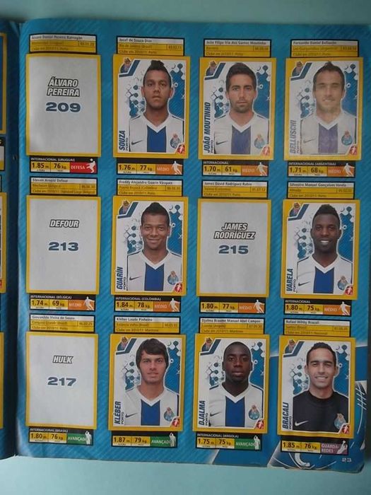 2 cadernetas PANINI Adrenalyn e Futebol 2011-12 incompleta