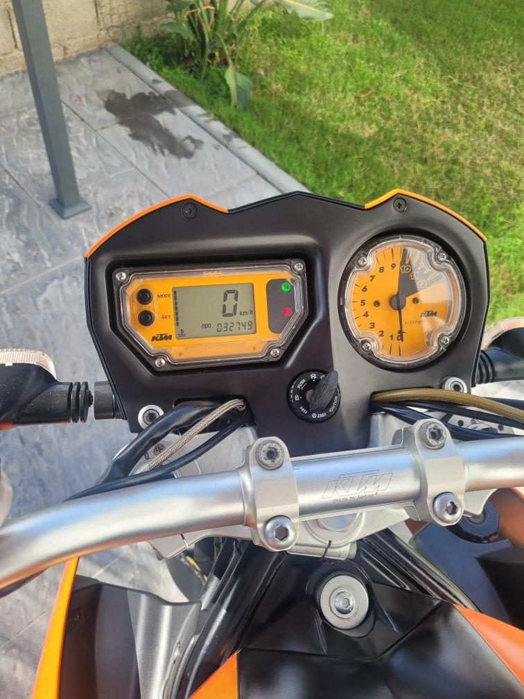 KTM Superduke 990