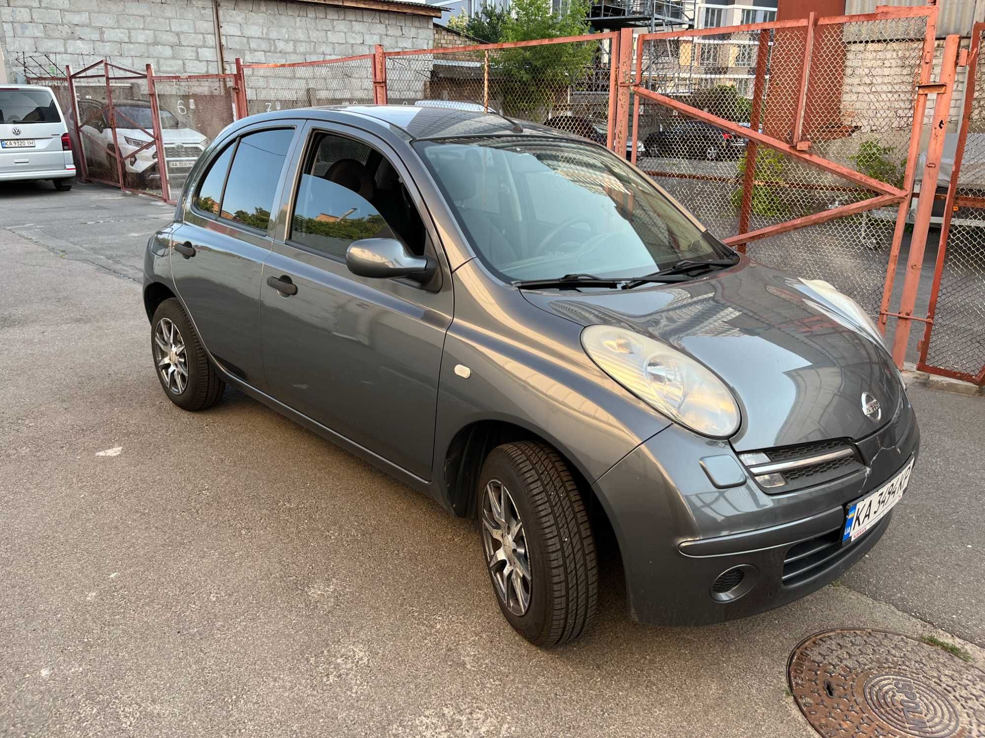 Nissan Micra 2006 1.2 AT (80 к.с.)