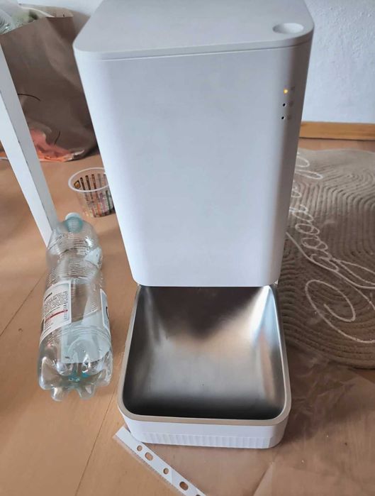 Xiaomi smart pet food feeder