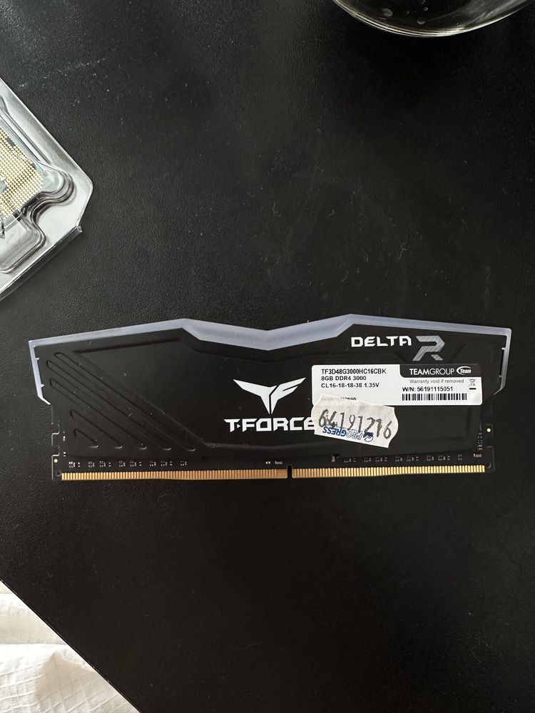 2 xTeam Group T-Force DELTA RGB 8GB 3000MHz CL16 Black DDR4