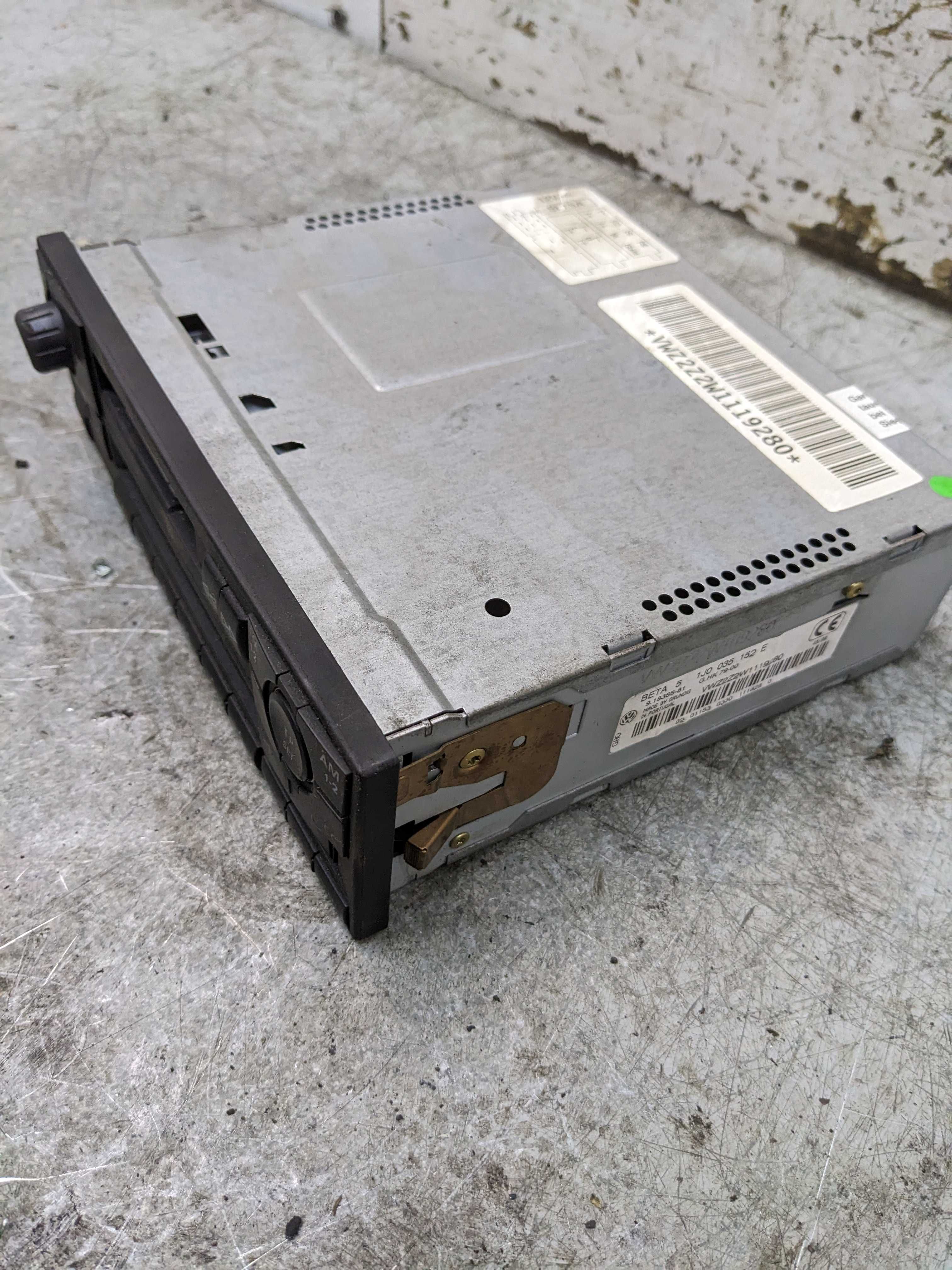 VW Volkswagen Passat B5 Radio Kasetowe Oryginalne Beta