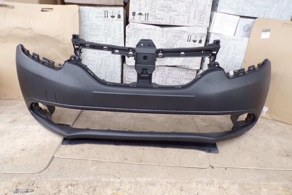 Бампер передній  Renault Logan 2 Sandero передний Новий