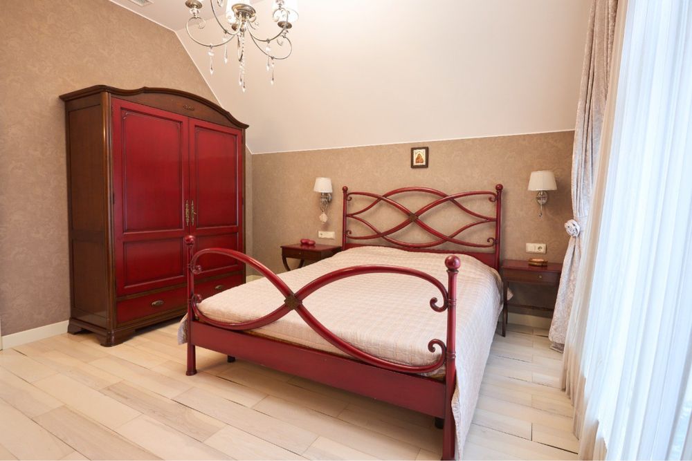 Продам дом на правом берегу реки Днепр пос.Ямбург с.Днепровое