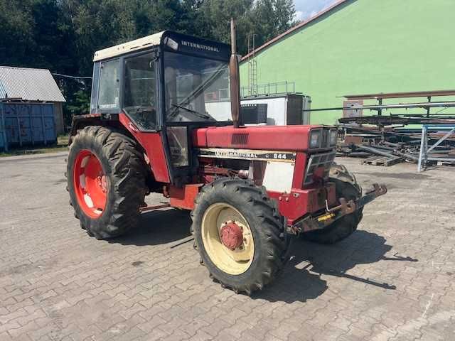 ciagnik international 844