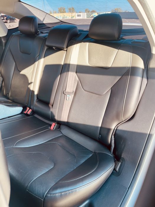 Ford Fusion Titanium  Energy plugin hybrid