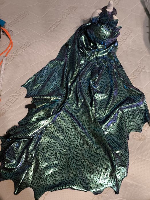 Kostium strój przebranie na bal peleryna smok dinozaur H&M 104 110