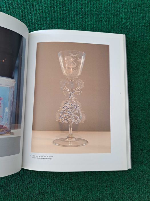 Passagens - 100 Peças para o Museu de Medicina