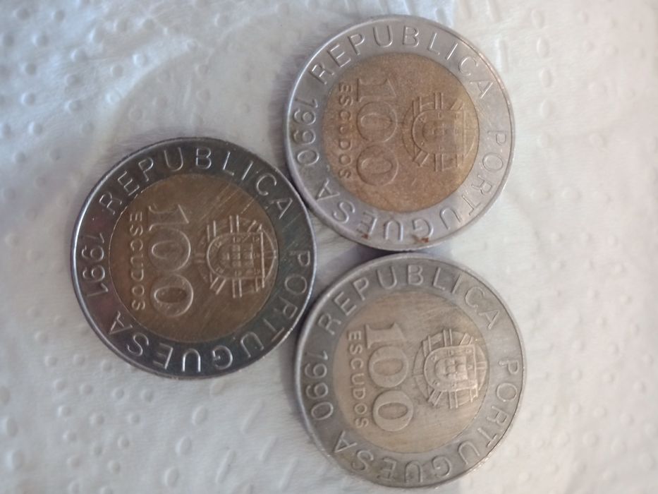 Vendo moedas antigas.