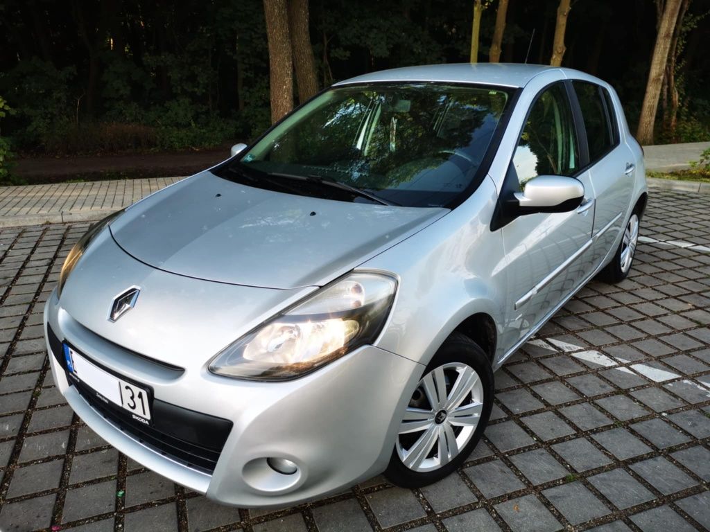 Renault Cliio: P. Rej 2012 rok:  SALON POLSKA;  1,2 benzyna 75 km.