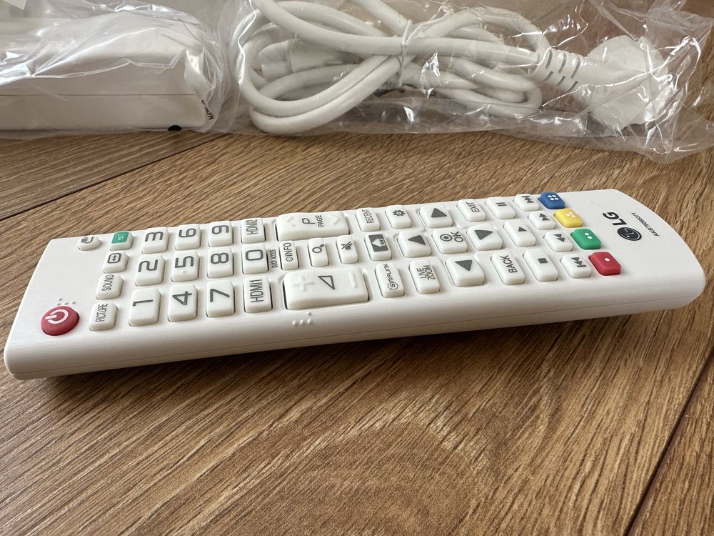 Projektor LED LG PF50KS biały - Mało używany