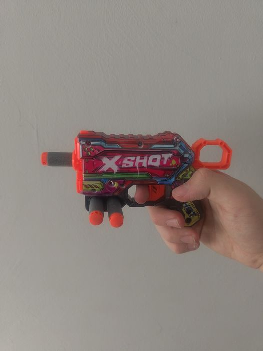 Mały zabawkowy pistolet X-SHOT