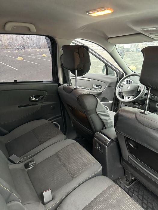 Renault Scenic 3 2011