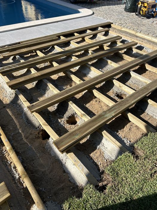 Trabalhos de madeira ,reparações, pinturas e pisos