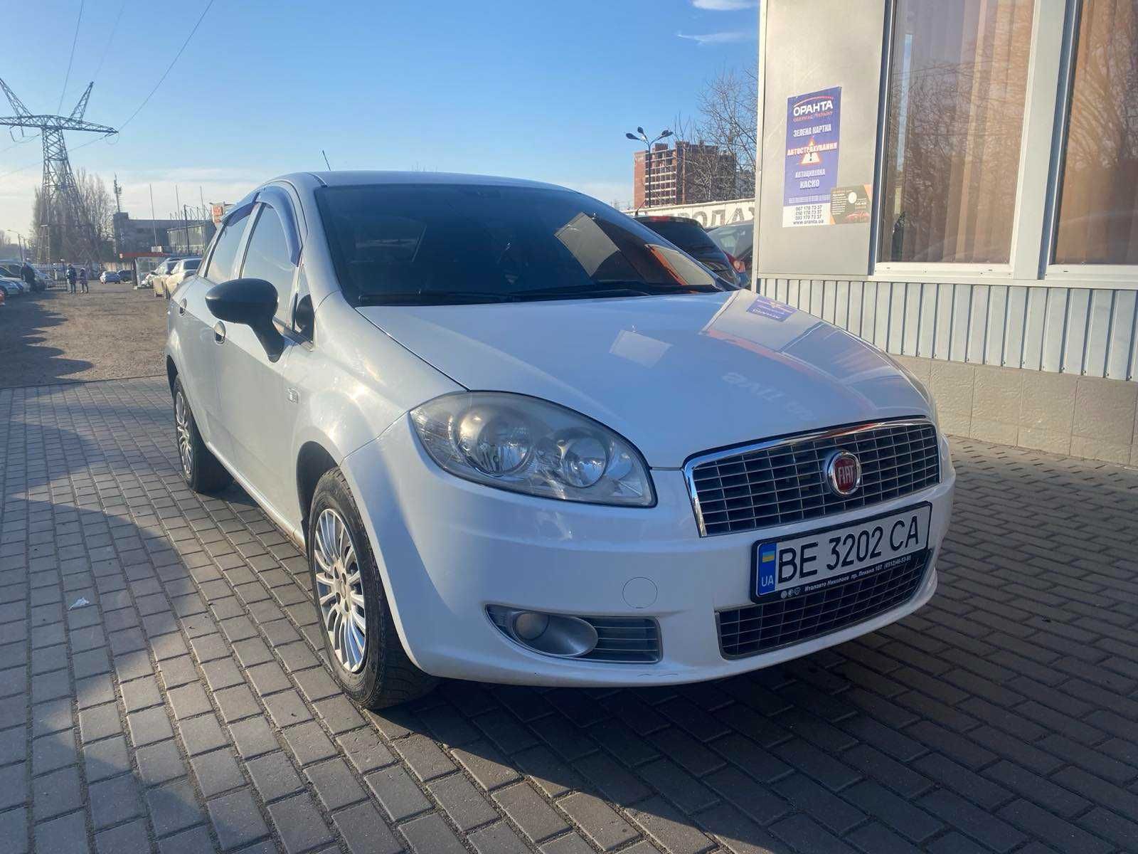 Fiat Linea 2011 року 1,6 л./бензин