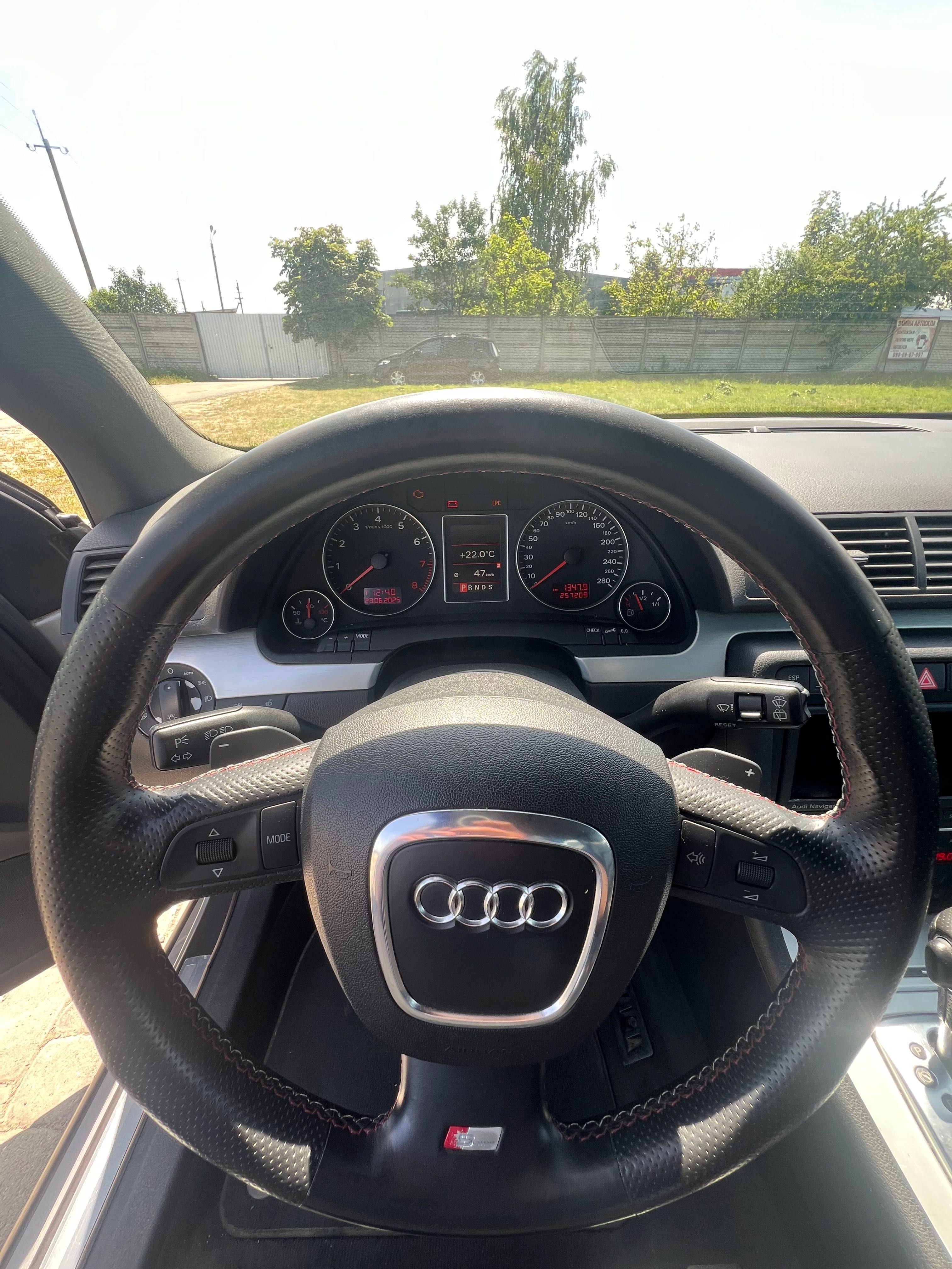 Audi a4 b7 v6-3.2fsi 2006р